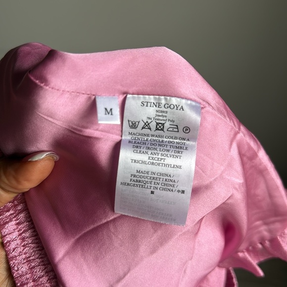 NEW STINE GOYA Joselyn Ruffled High-Waist Shorts PINK MEDIUM - Picture 10 of 10